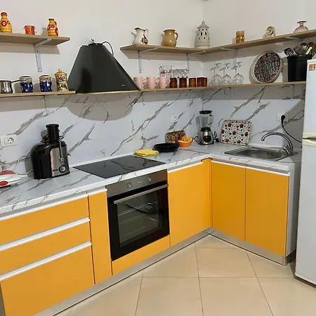 아파트 Aquilo Antique Vlorë